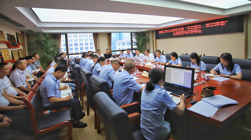 路面分公司支部召開“不忘初心，牢記使命”主題教育動員部署會