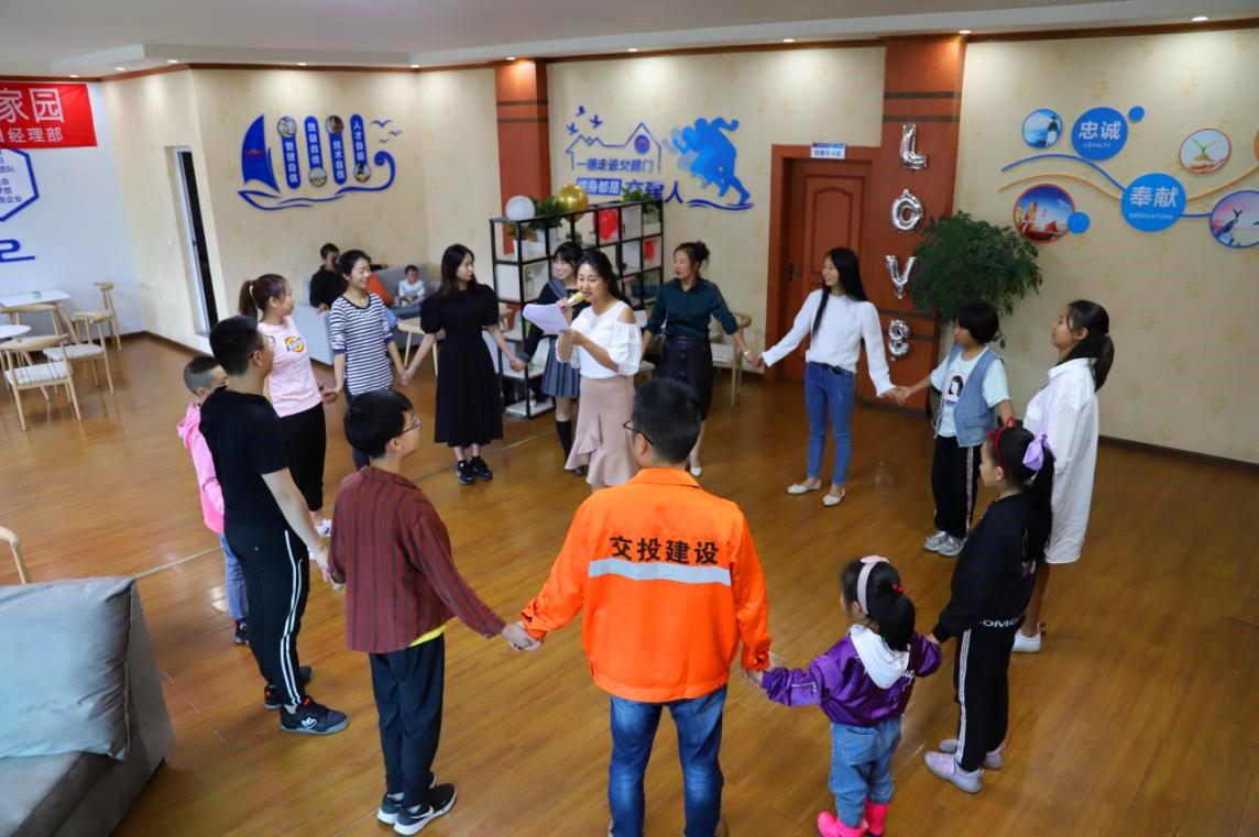 情系職工家屬  共筑和諧家園 —德會(huì)TJ1-3項(xiàng)目部舉行“大手牽小手，和諧一家親”主題活動(dòng)