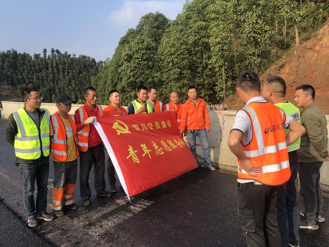 通車在即，最后沖刺