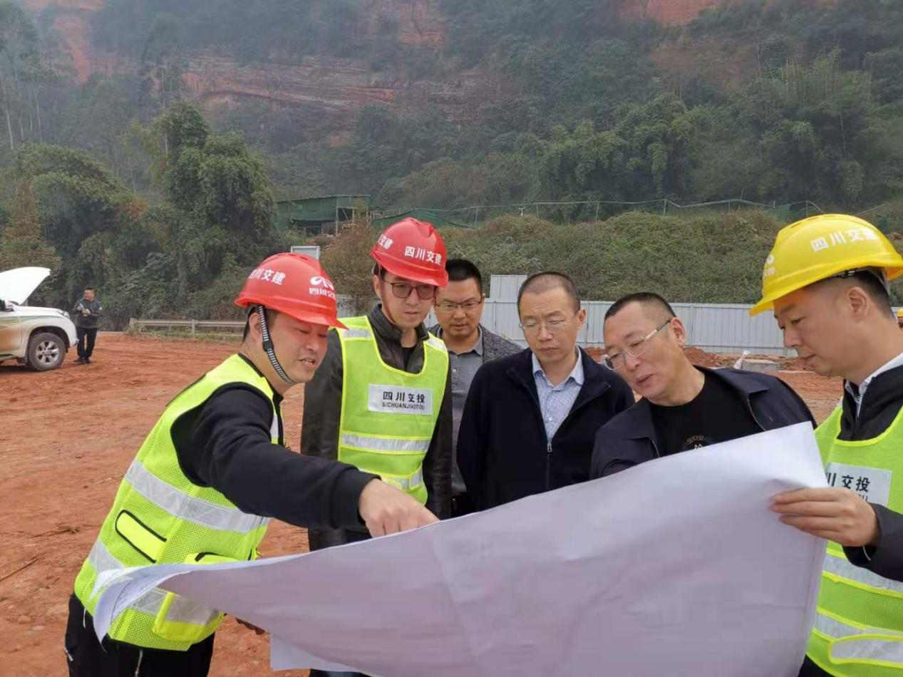 公司犍為岷江干流采砂項(xiàng)目為成樂擴(kuò)容項(xiàng)目建設(shè)提供材料保障