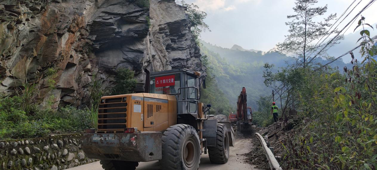 S301平武段道路中斷，已順利搶通
