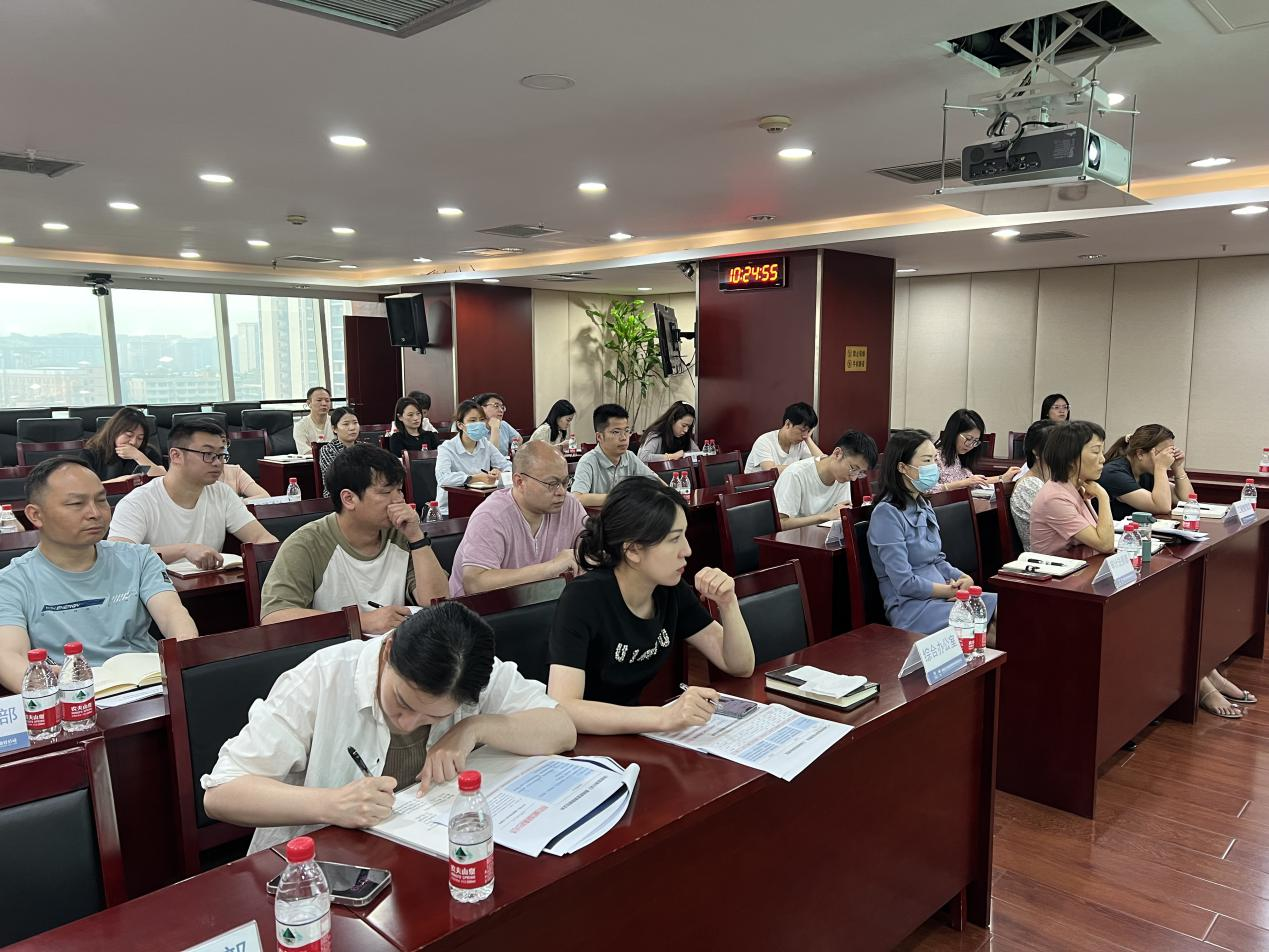 交建集團開展合規(guī)內控宣貫暨制度編寫培訓