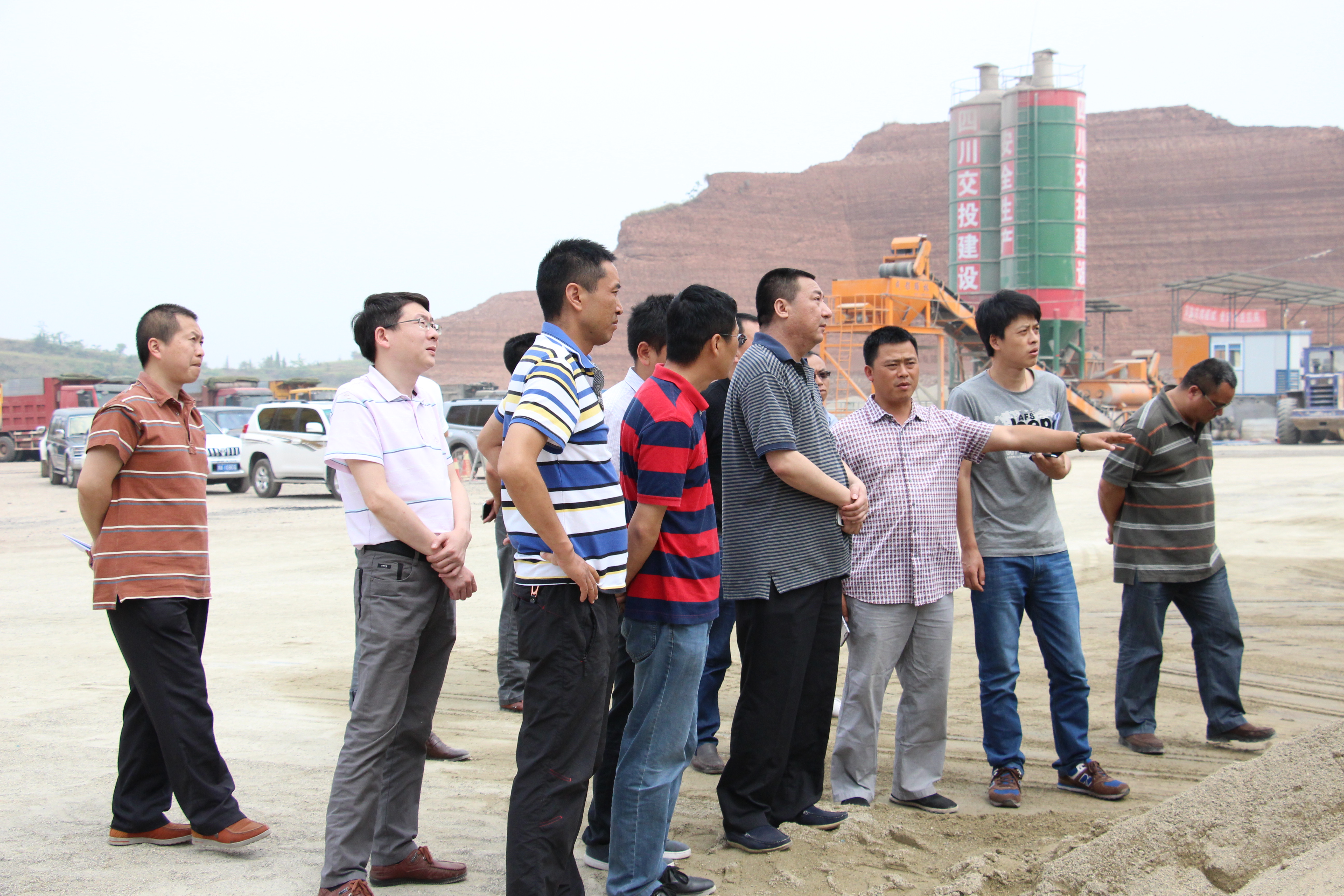 省廳質(zhì)監(jiān)局督查公司遂廣高速路面項目質(zhì)量安全生產(chǎn)
